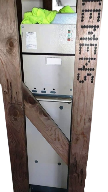 Medium Voltage Switchgear Siemens 8DJH | Original part | - Image 2